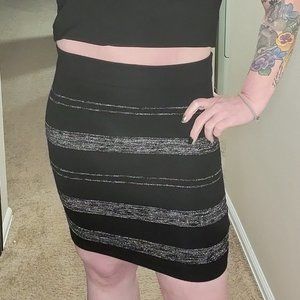 Rock & Republic Black Mini With Silver Stripes Size S